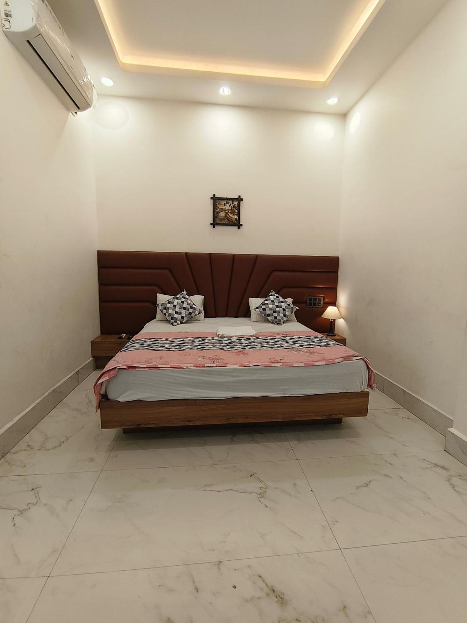 Hotel Modi Palace, Chanderi Mp 외부 사진