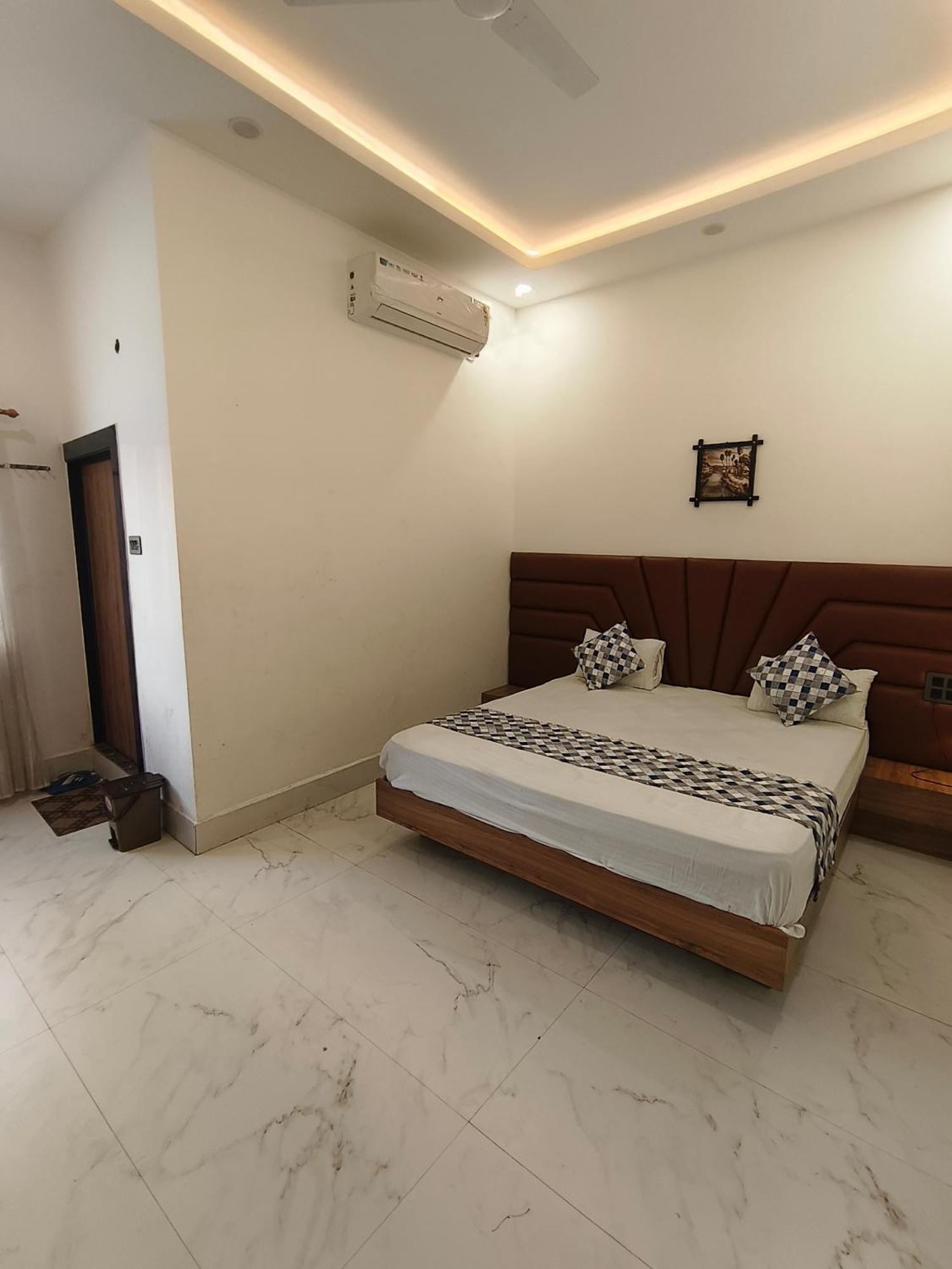 Hotel Modi Palace, Chanderi Mp 외부 사진